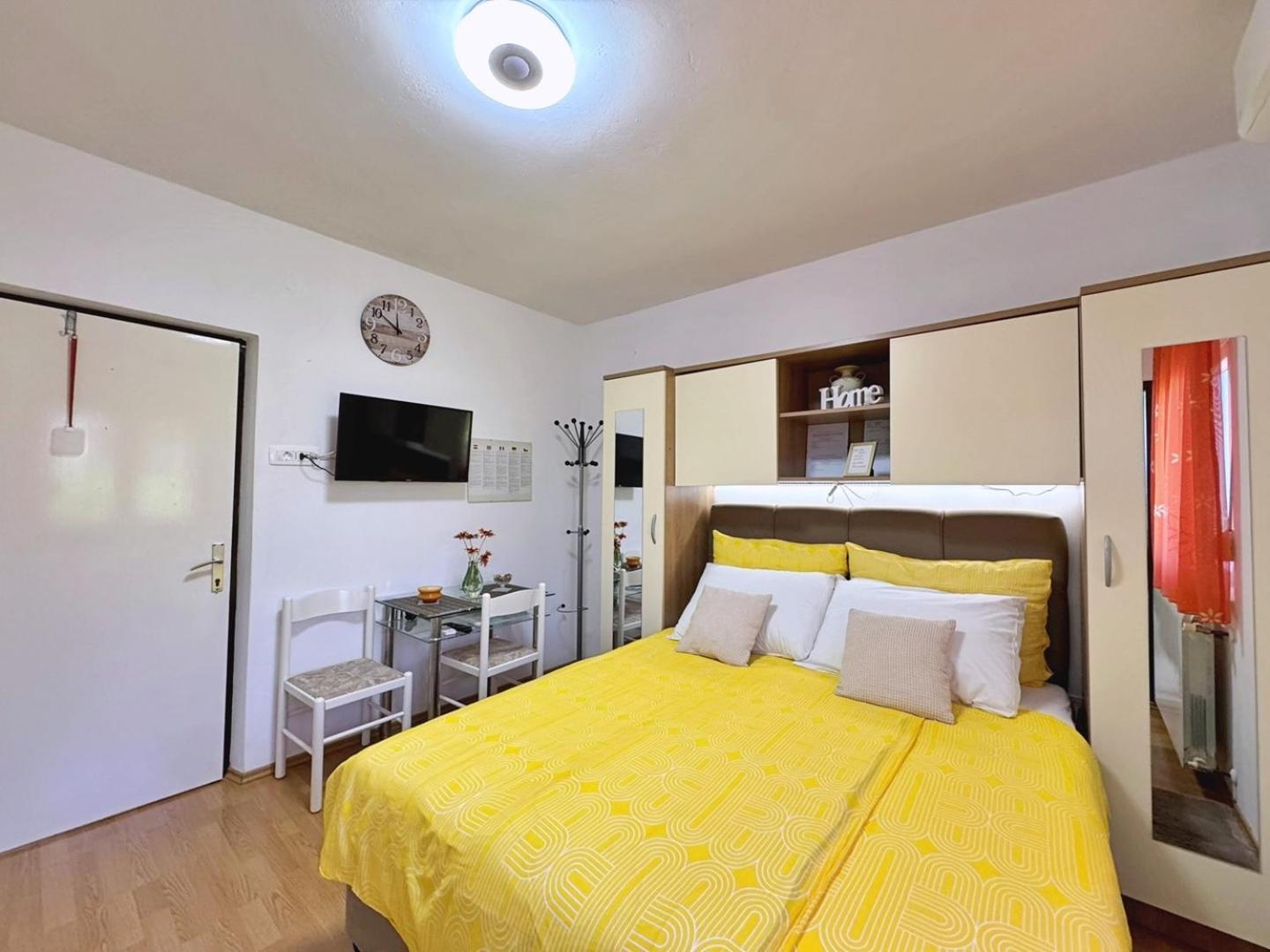 שילו Apartments Andelka G מראה חיצוני תמונה